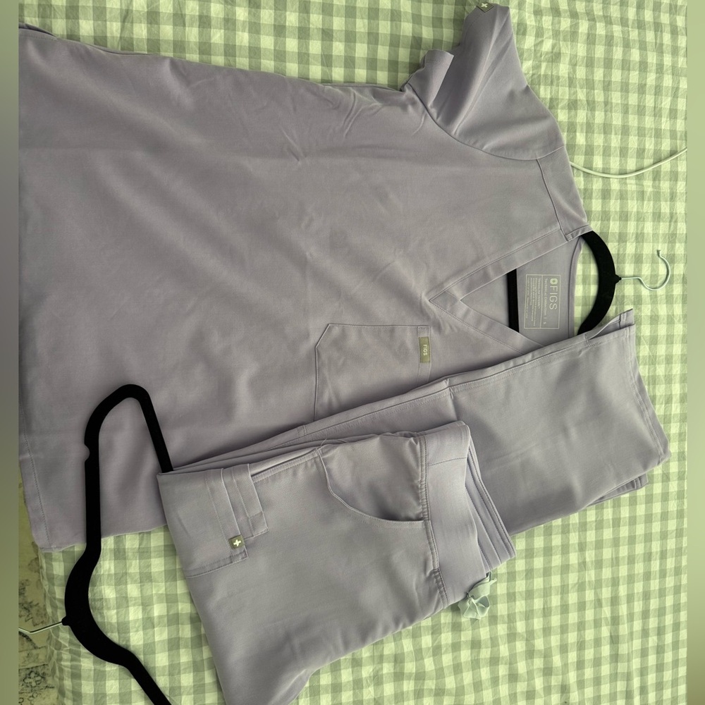 Lavender dew figs set- NWOT